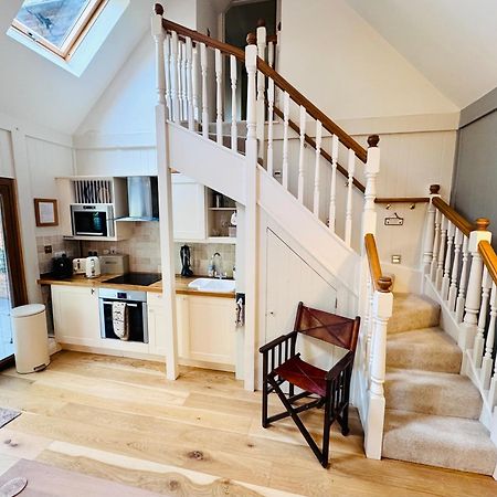 Little Woodside A Beautiful New Forest Self Contained Private Luxury Annexe นิวมิลตัน ภายนอก รูปภาพ