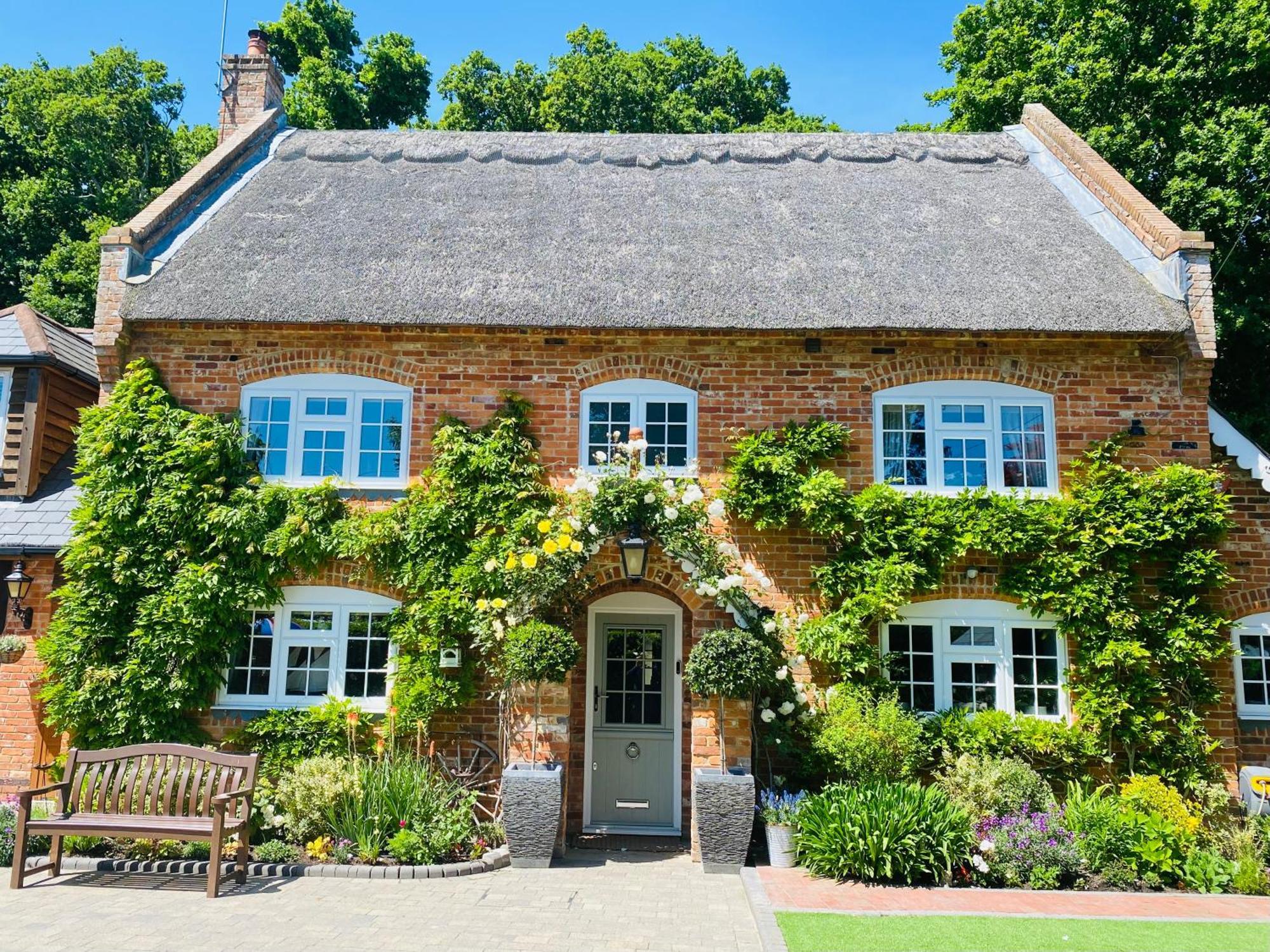 Little Woodside A Beautiful New Forest Self Contained Private Luxury Annexe นิวมิลตัน ภายนอก รูปภาพ
